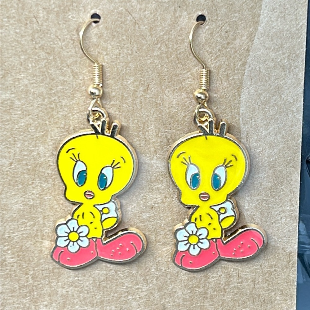 🔥🔥Tweety bird dangle earring